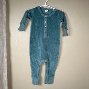 NWOT. Kate Quinn blue Onesie. 6-12m